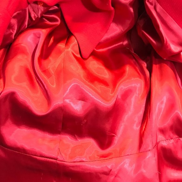 Vintage Woman's Bright Red Peacoat Jacket GUC Retro Pleated Skirt Attached Belt - Picture 10 of 10